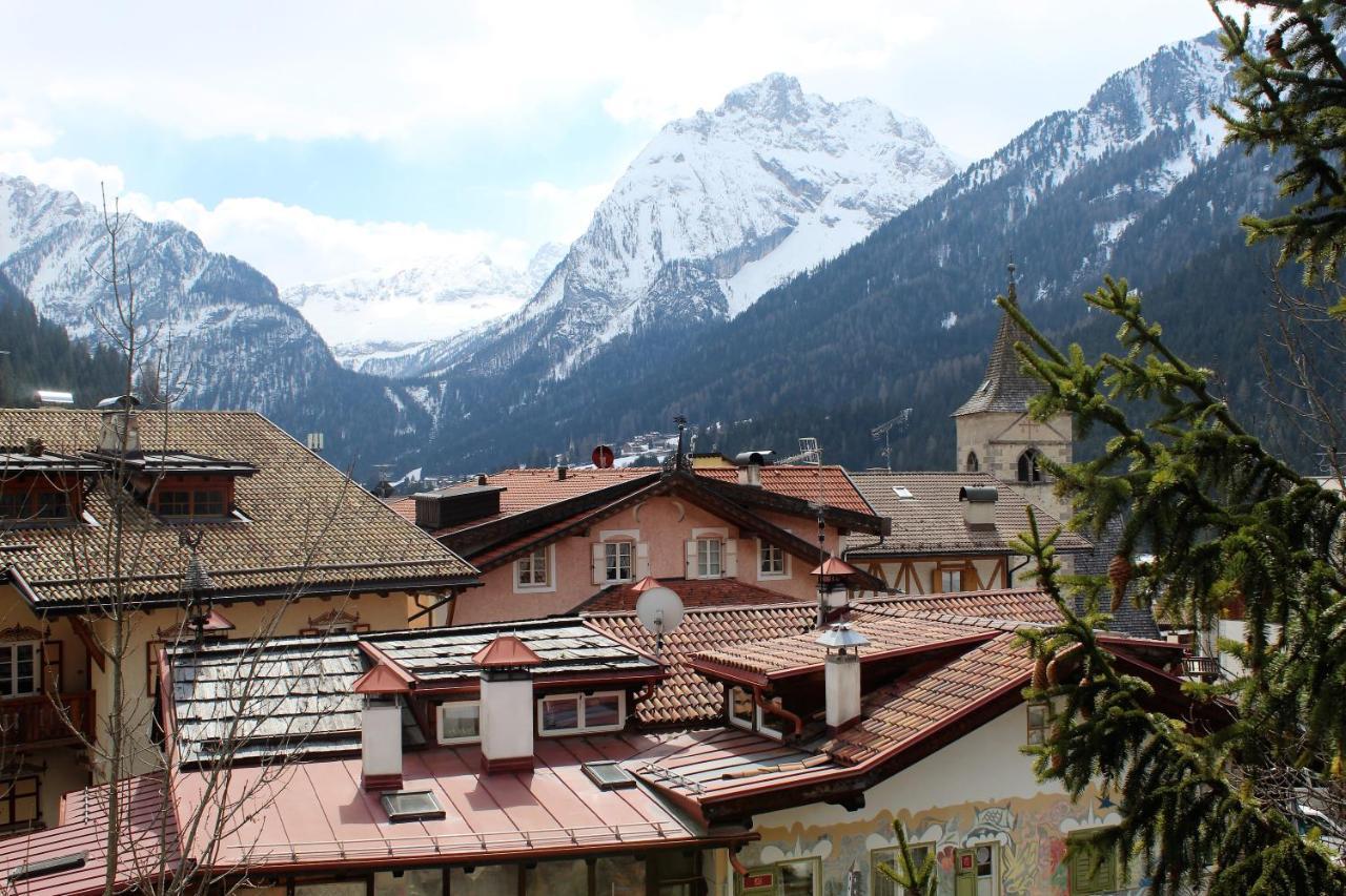 Chalet Margoni Canazei Exterior photo